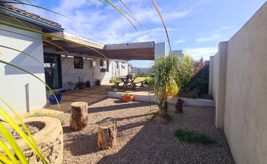 2 Bedroom Property for Sale in Riversbend Eastern Cape